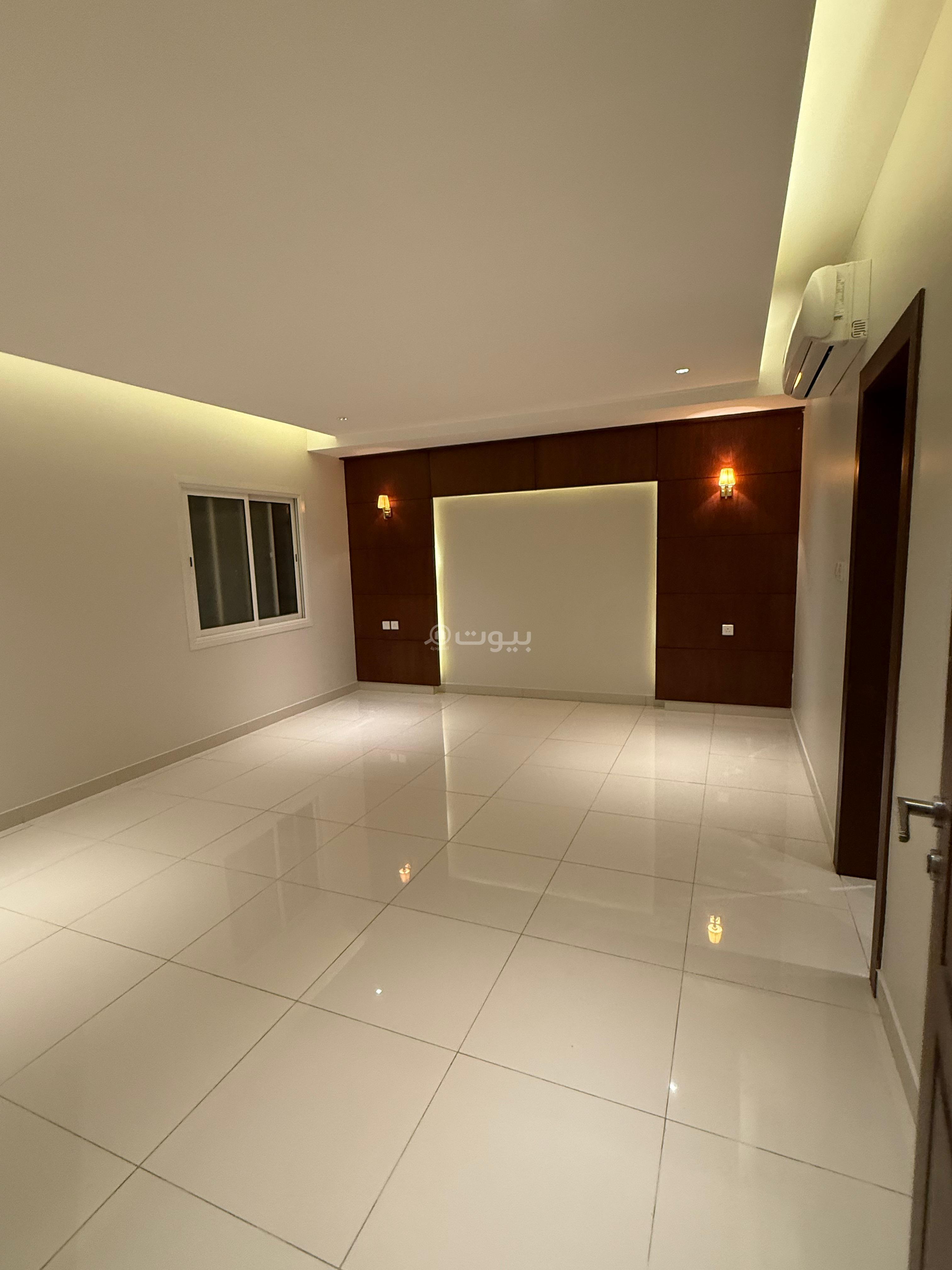 شقة 4 غرف في الملقا