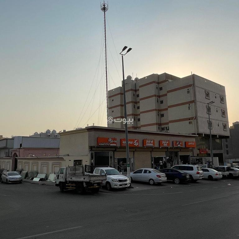 محل 1027 م² في مكة