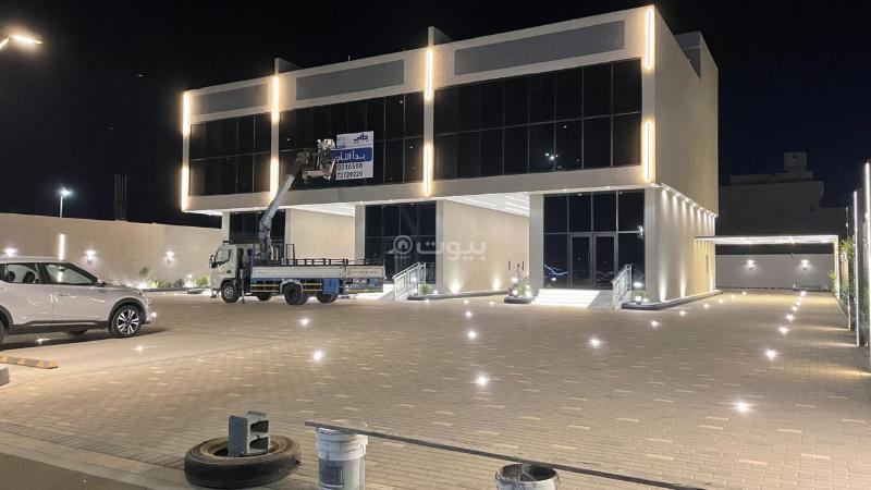 عمارة 1600 م² في مدينة البحيرات