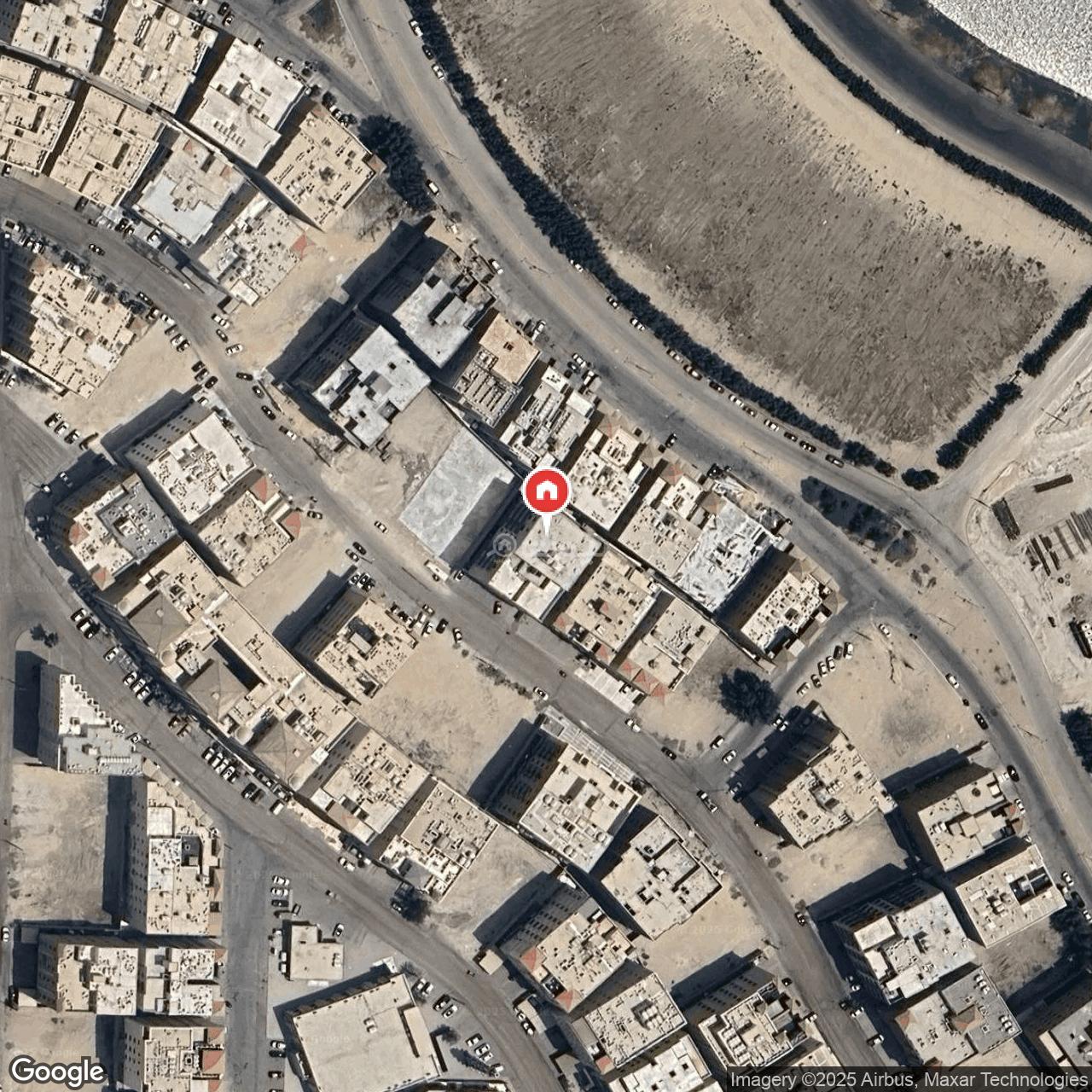 شقة 4 غرف في الحمرا