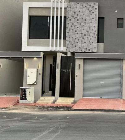 شقة  في عكاظ