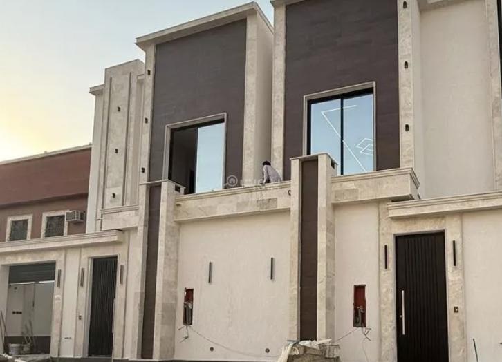 فيلا 6 غرف في العريجاء الغربية