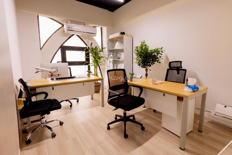 مكتب 3000 م² في الملك عبدالعزيز