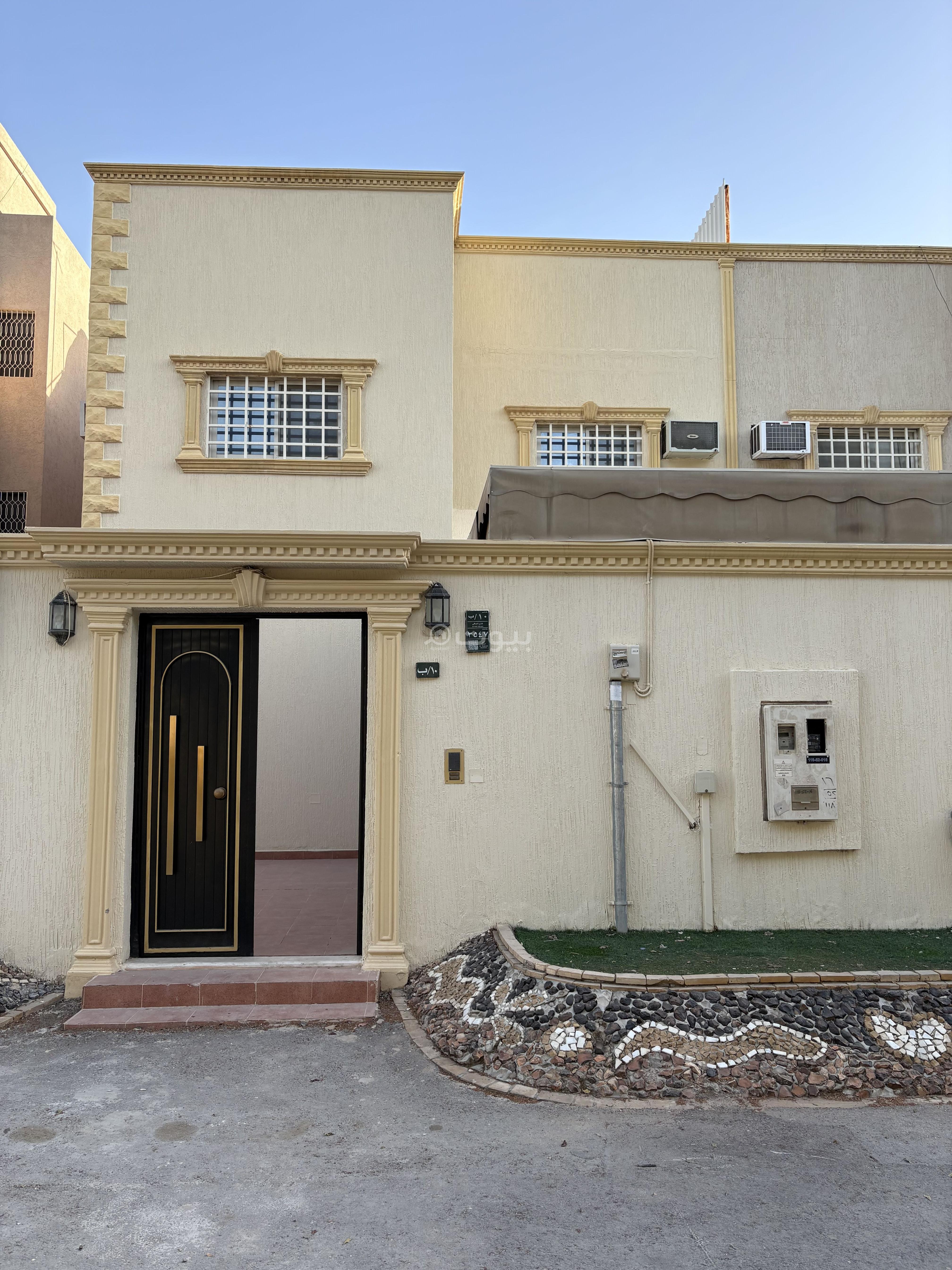 7 bedroom villa in Al Rabwa