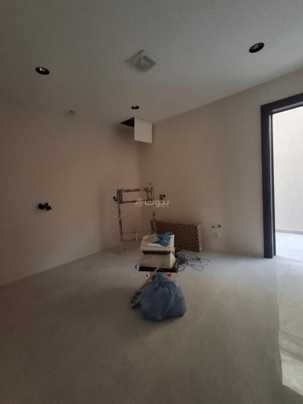 فيلا 6 غرف في العريجاء الغربية