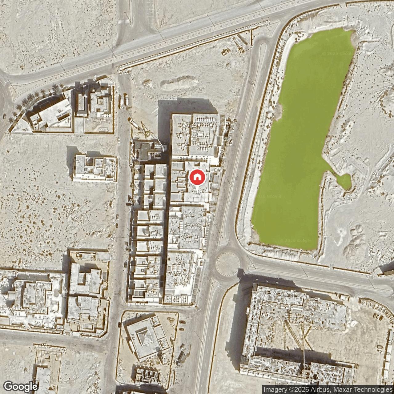 شقة  في البحر