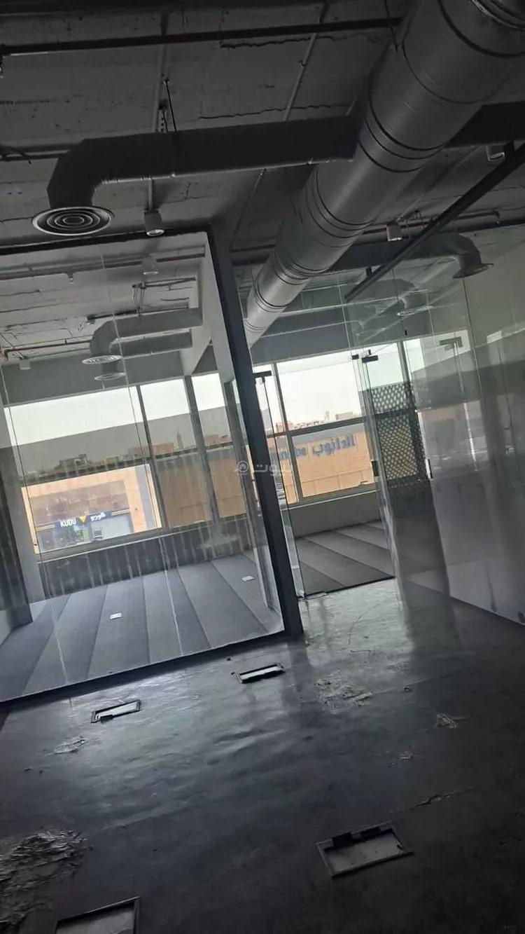 مكتب 13926 م² في الياسمين