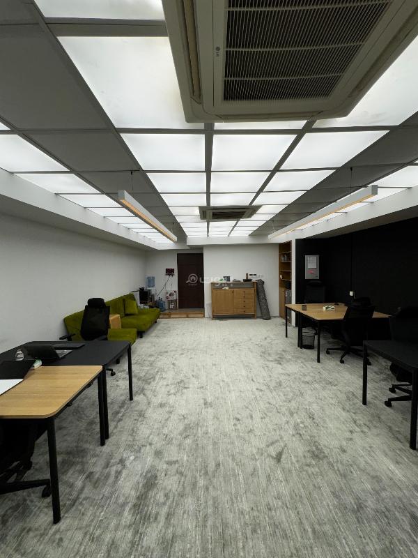 مكتب 70 م² في الياسمين