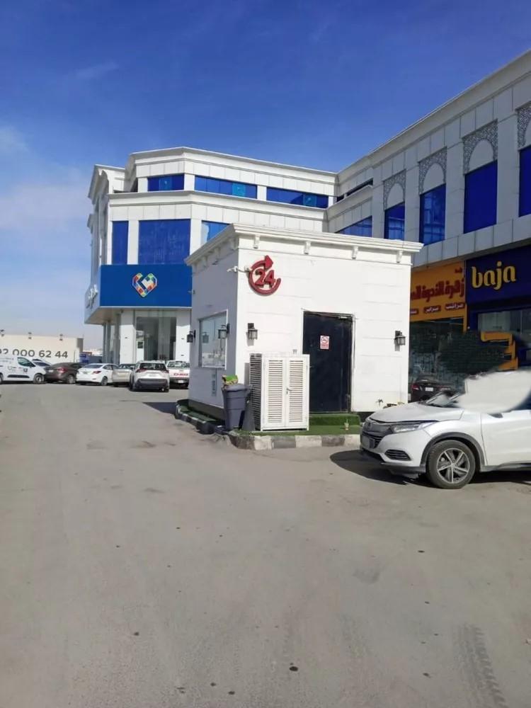 عمارة 7000 م² في الندوة