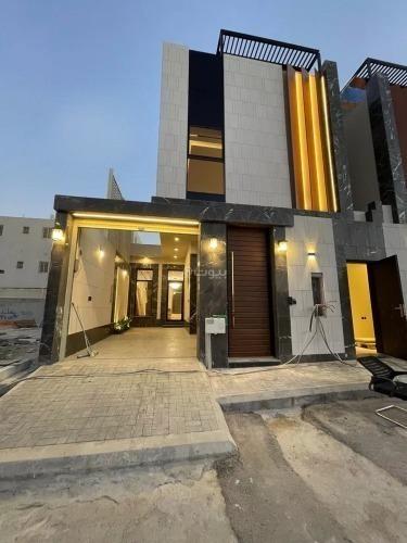 4 bedroom villa in Al Malqa