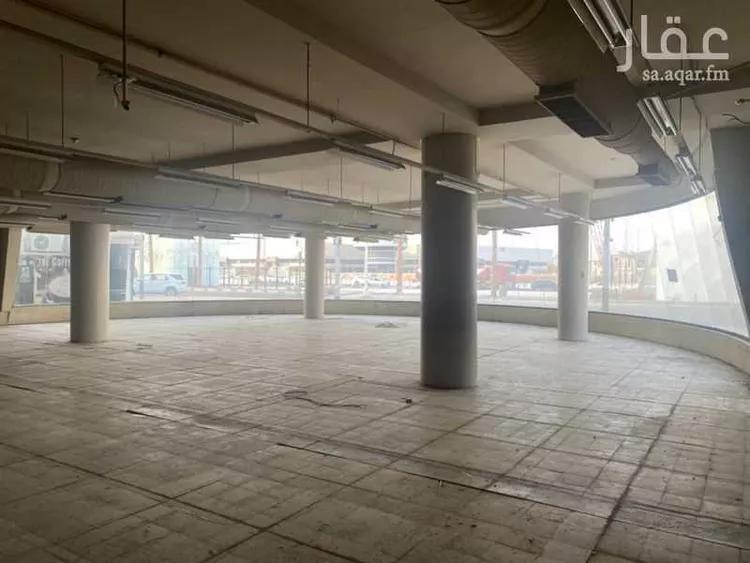 محل 3720 م² في القبلتين