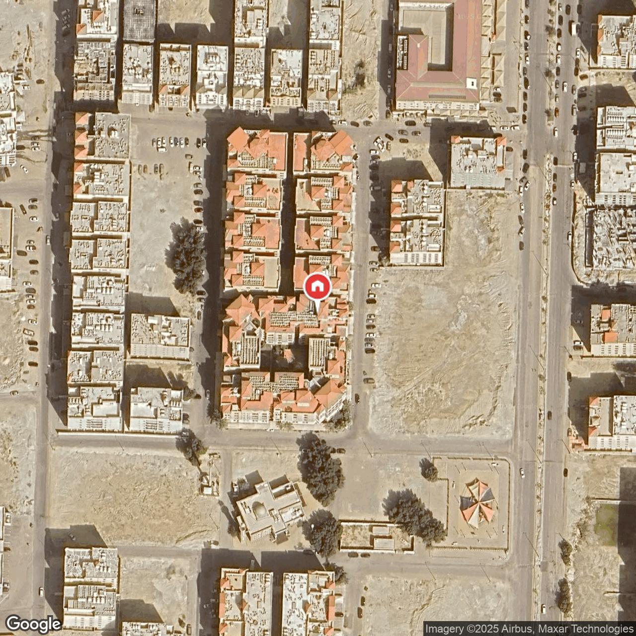 شقة  في الحمرا