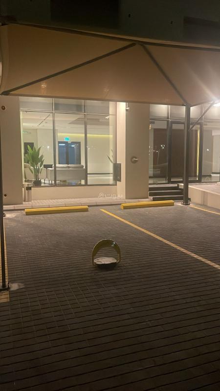 شقة 4 غرف في الحمرا