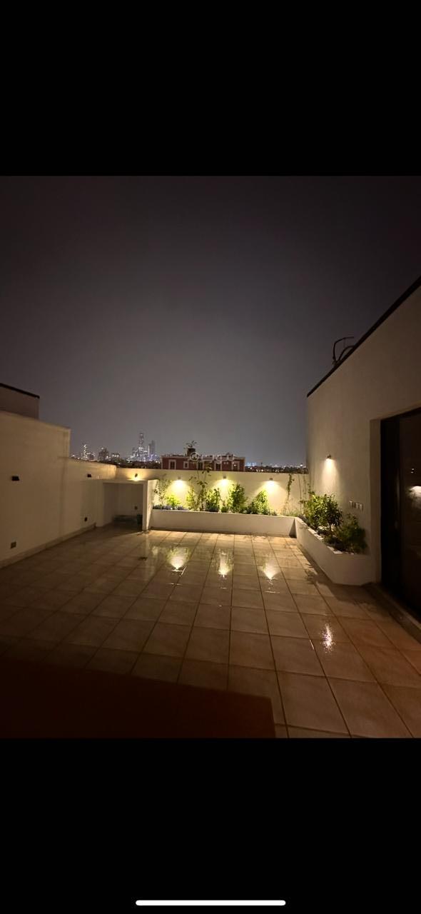 شقة 2 غرف في العقيق