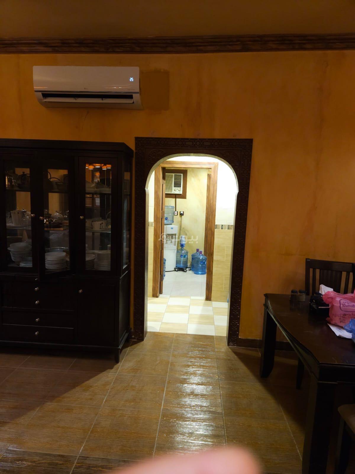 شقة 6 غرف في قرطبة