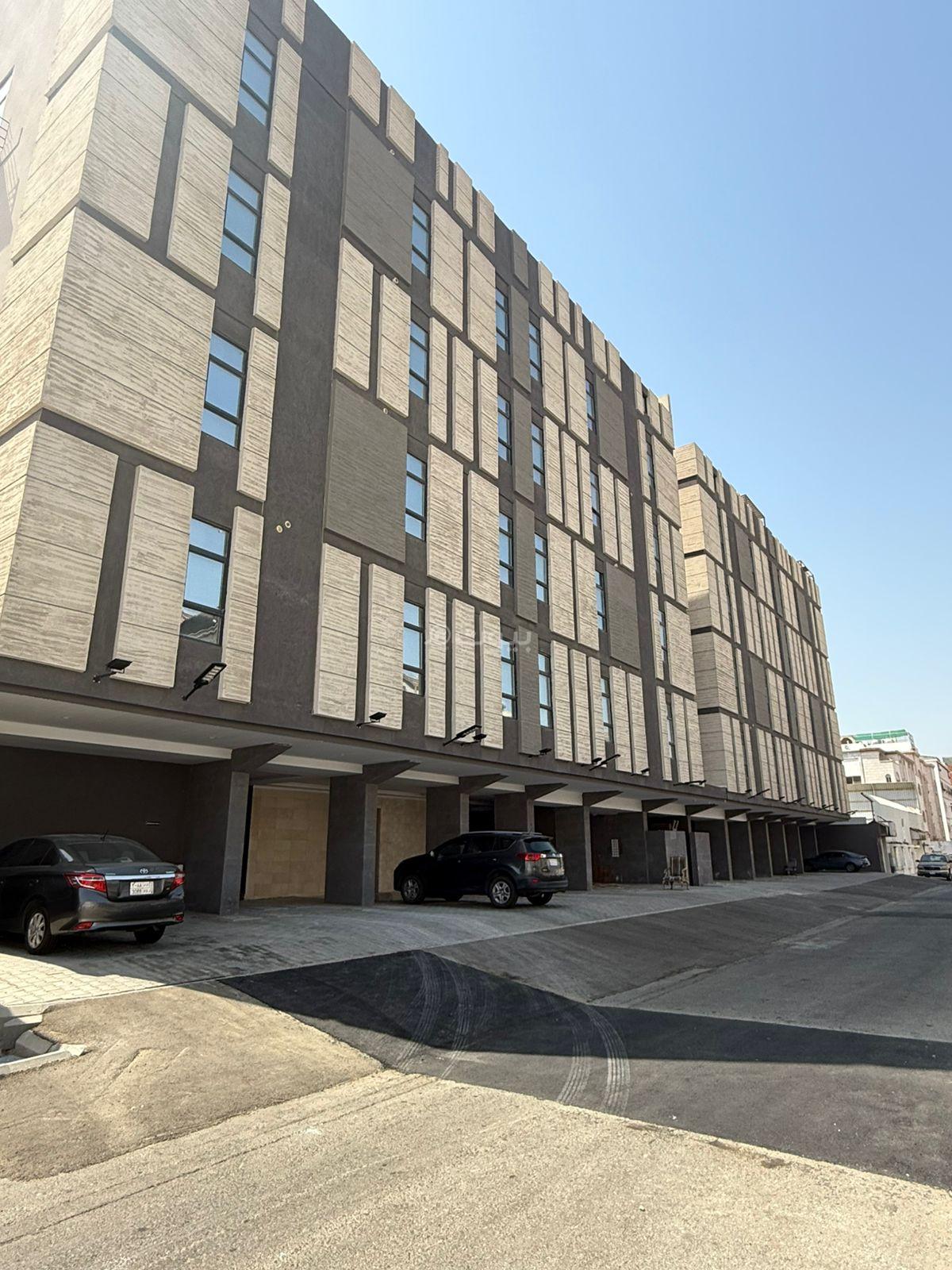 3 bedroom apartment in Al Safa