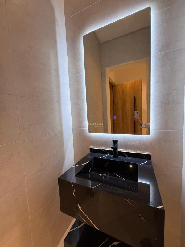 شقة  في الروضة