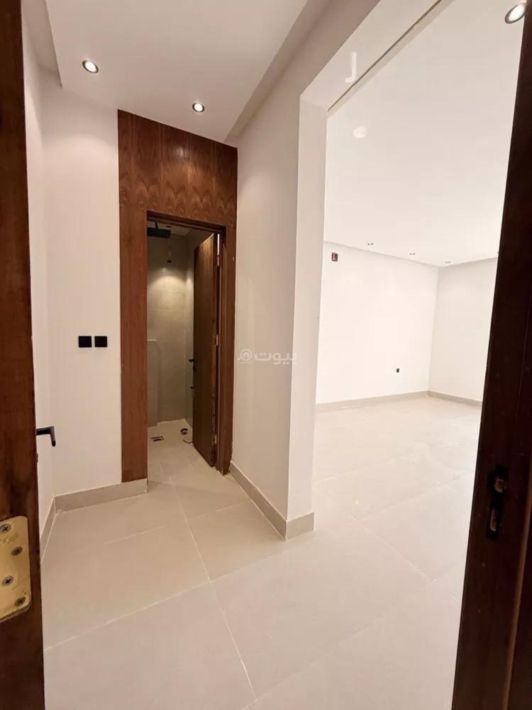 فيلا 5 غرف في عكاظ