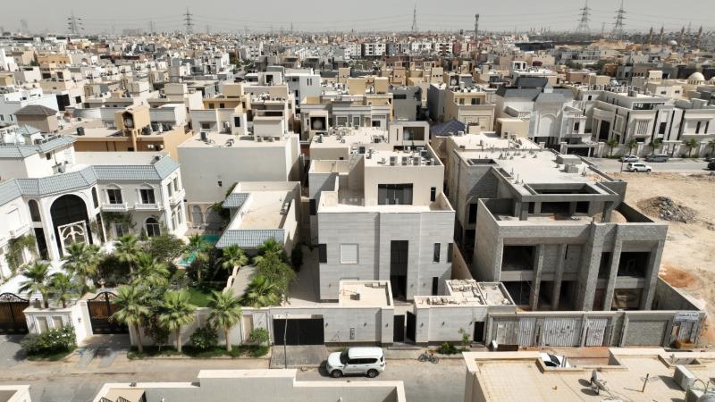 فيلا 10 غرف في الملقا