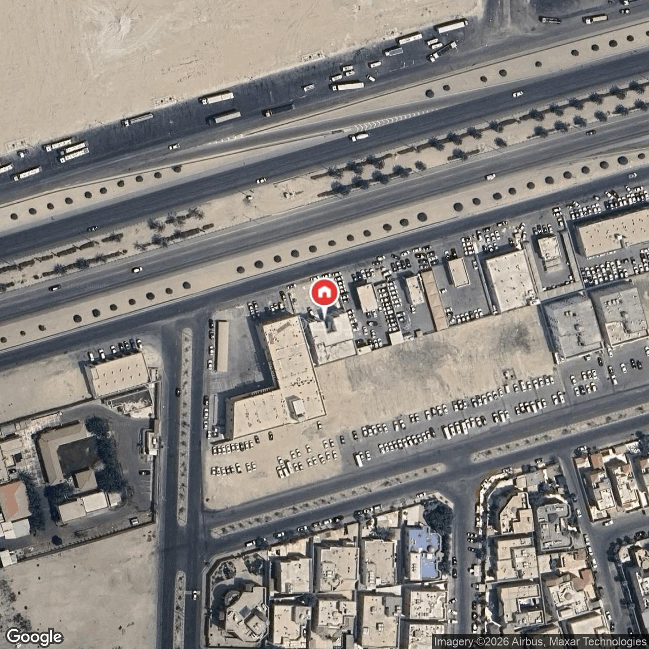 مكتب 1000 م² في التعاون