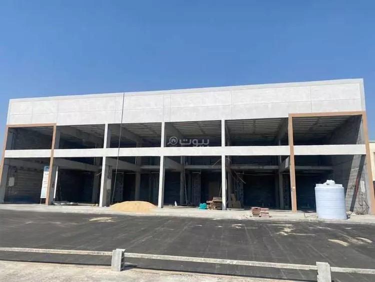 محل 900 م² في الخبر