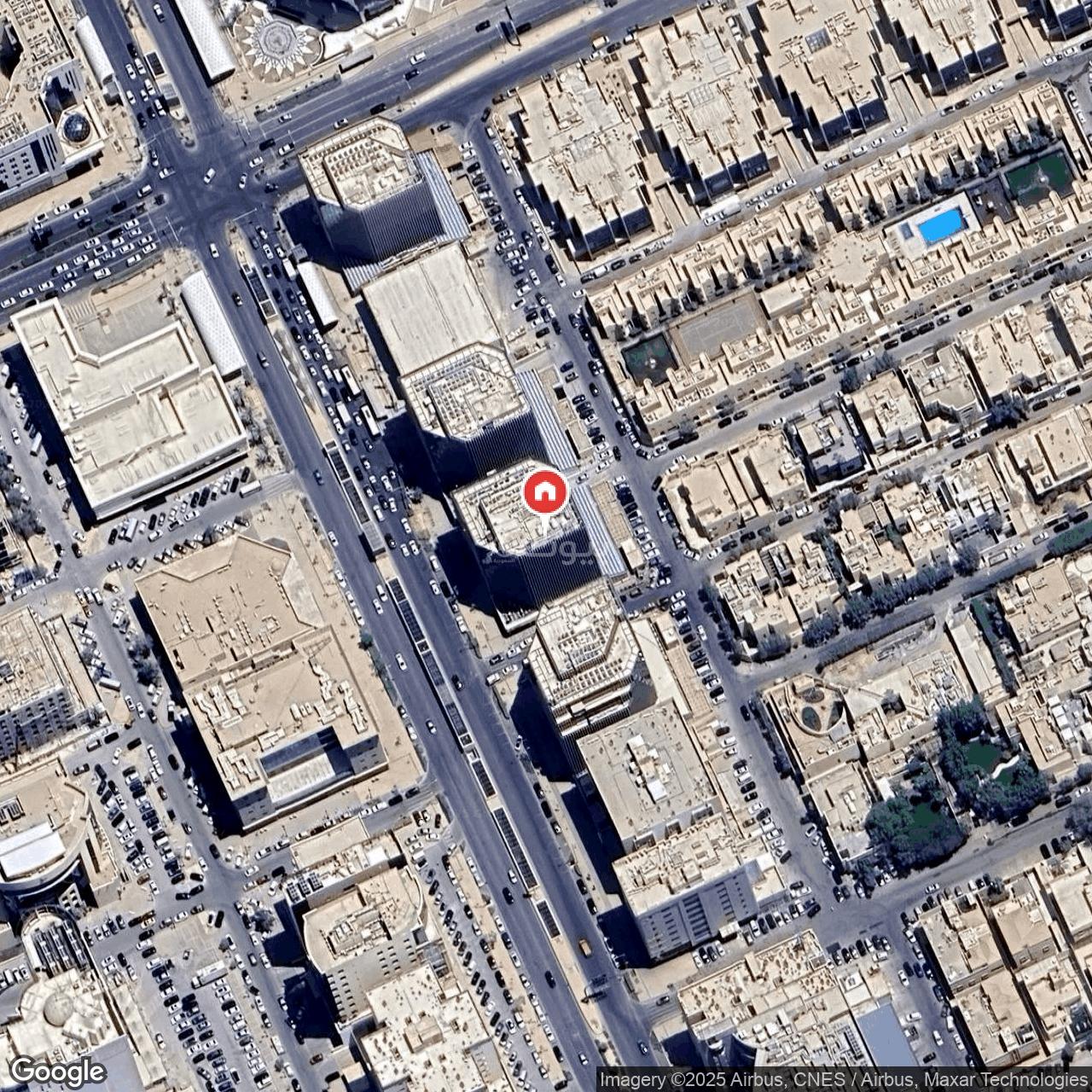 مكتب 2200 م² في العليا