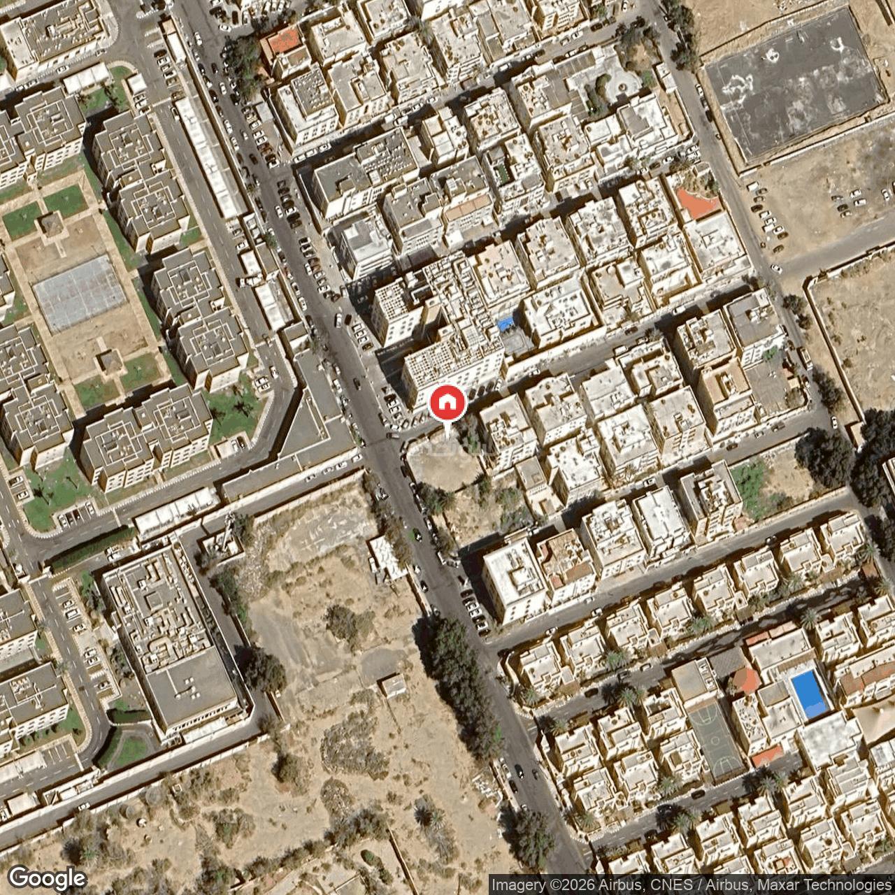 شقة  في الحمراء