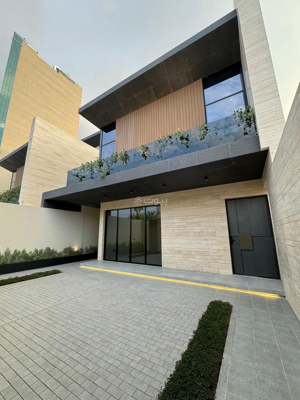 فيلا 7 غرف في حطين