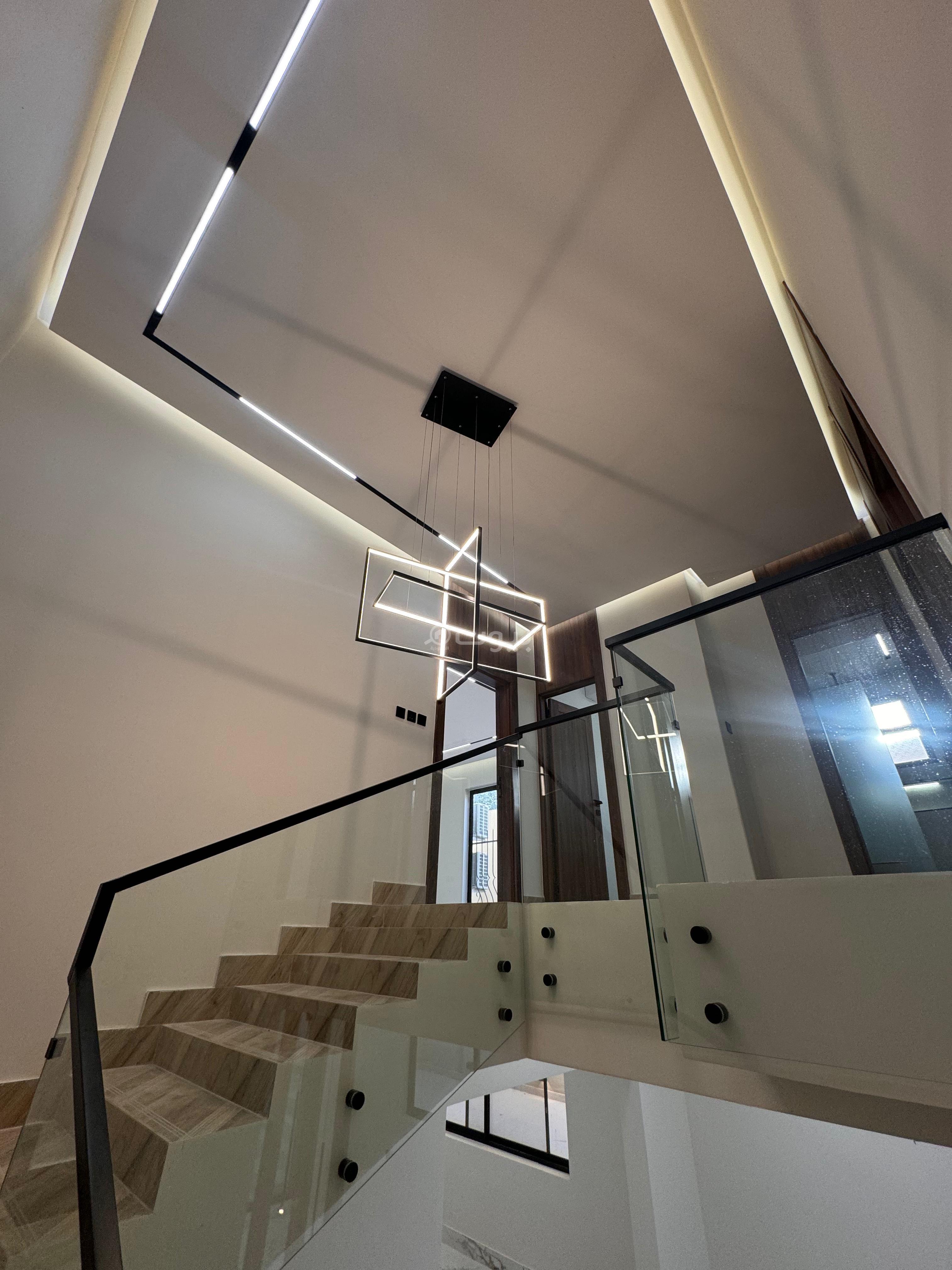 شقة 3 غرف في العقيق