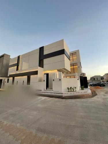 6 bedroom villa in Al Mahdiyyah