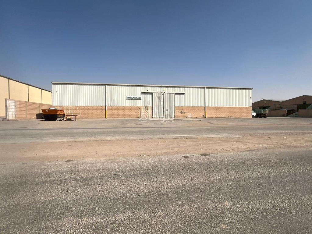 3640 sqm warehouse in Al Sulay