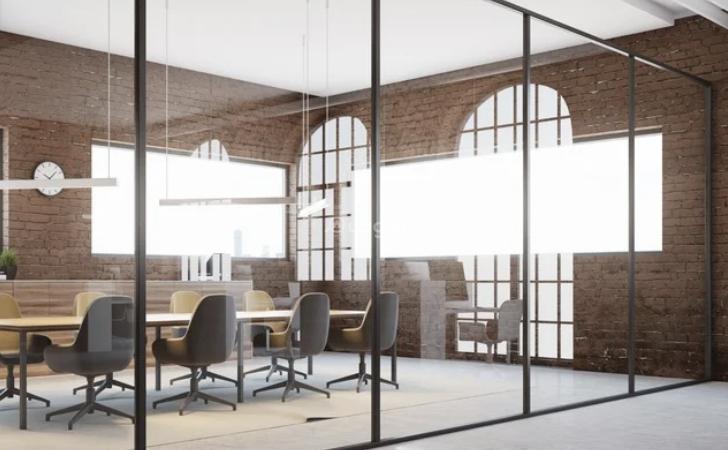 مكتب 65 م² في العارض