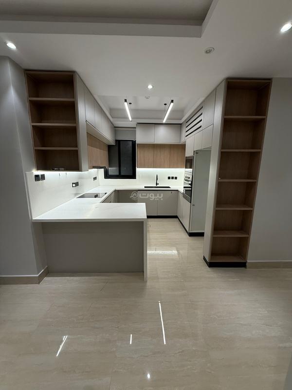 شقة 5 غرف في الندى