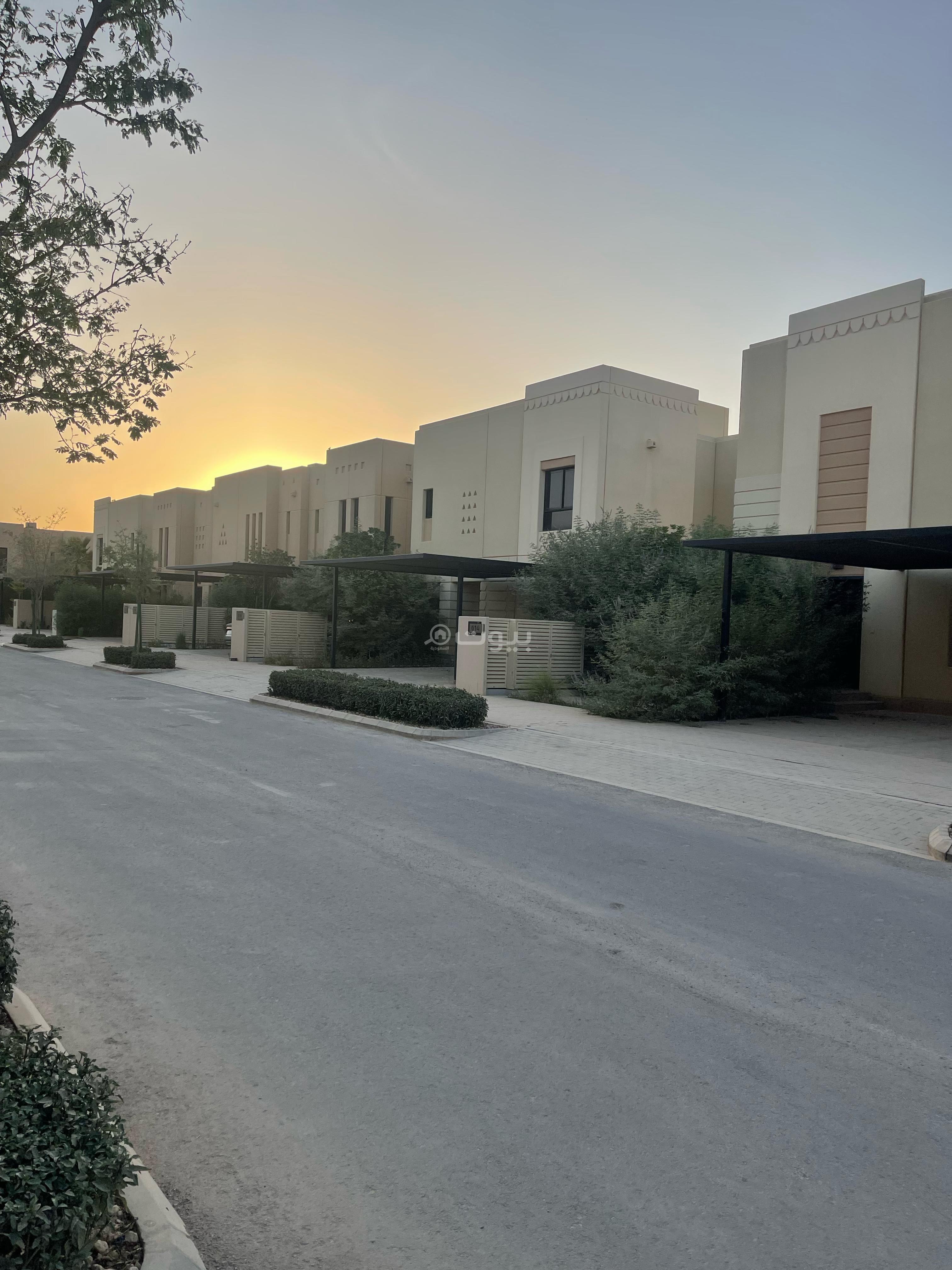 فيلا 4 غرف في سدرة