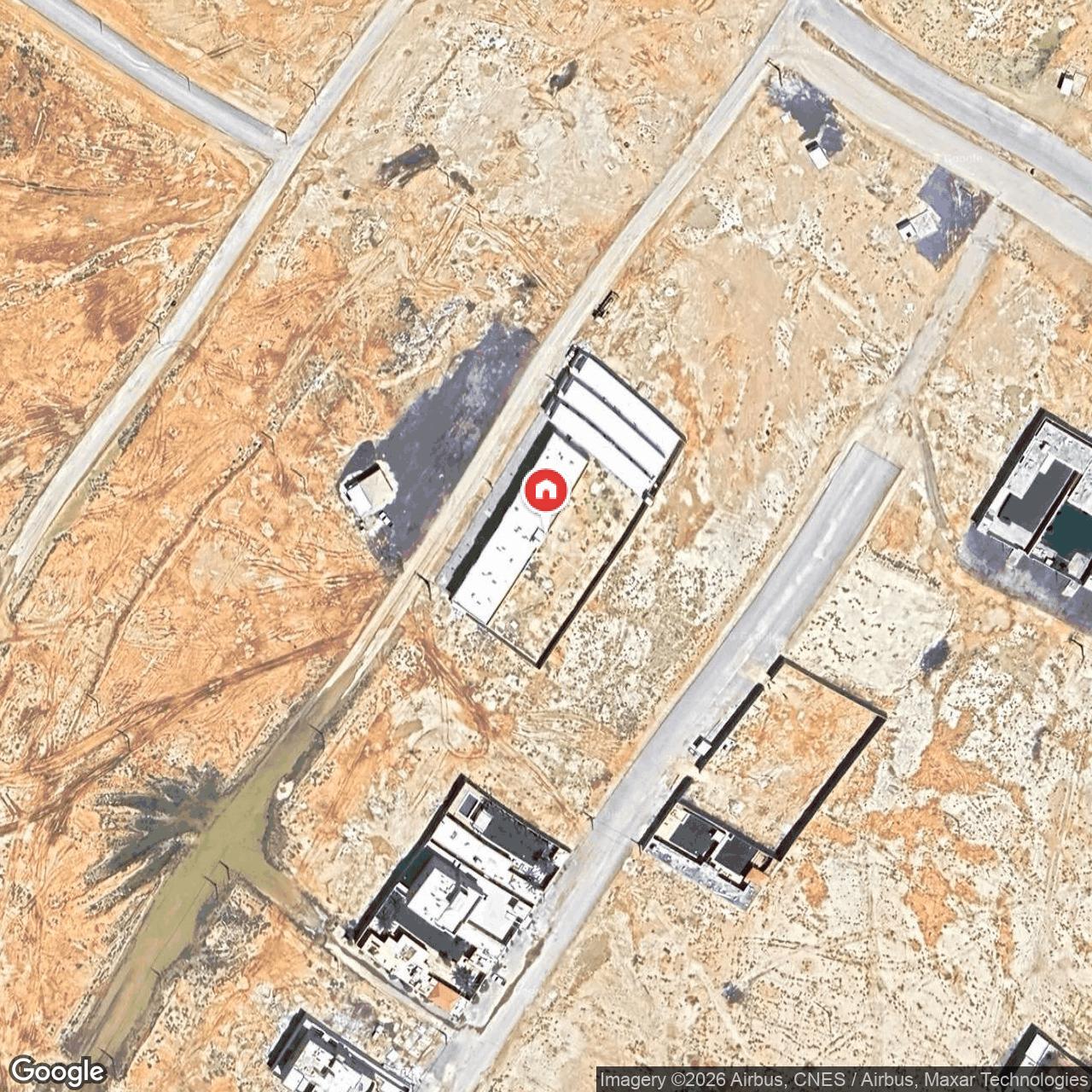 2520 sqm shop in Mukhtat Al Khayr