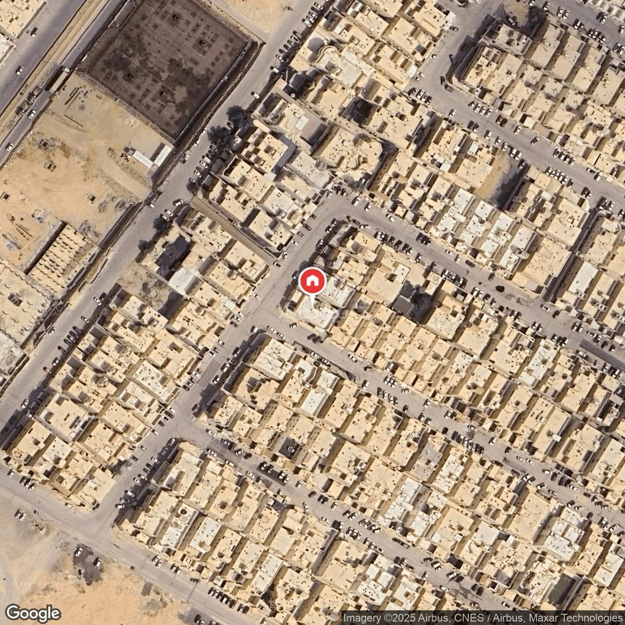 فيلا 5 غرف في عكاظ