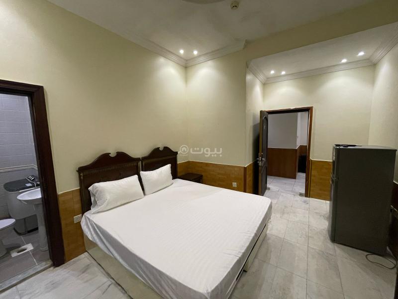 شقة  في الحمراء