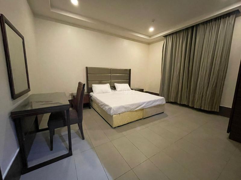 شقة 1 غرف في الرويس