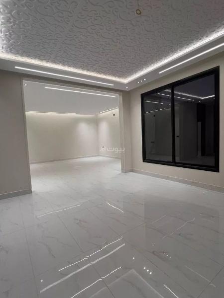 5 bedroom villa in Al Bayan