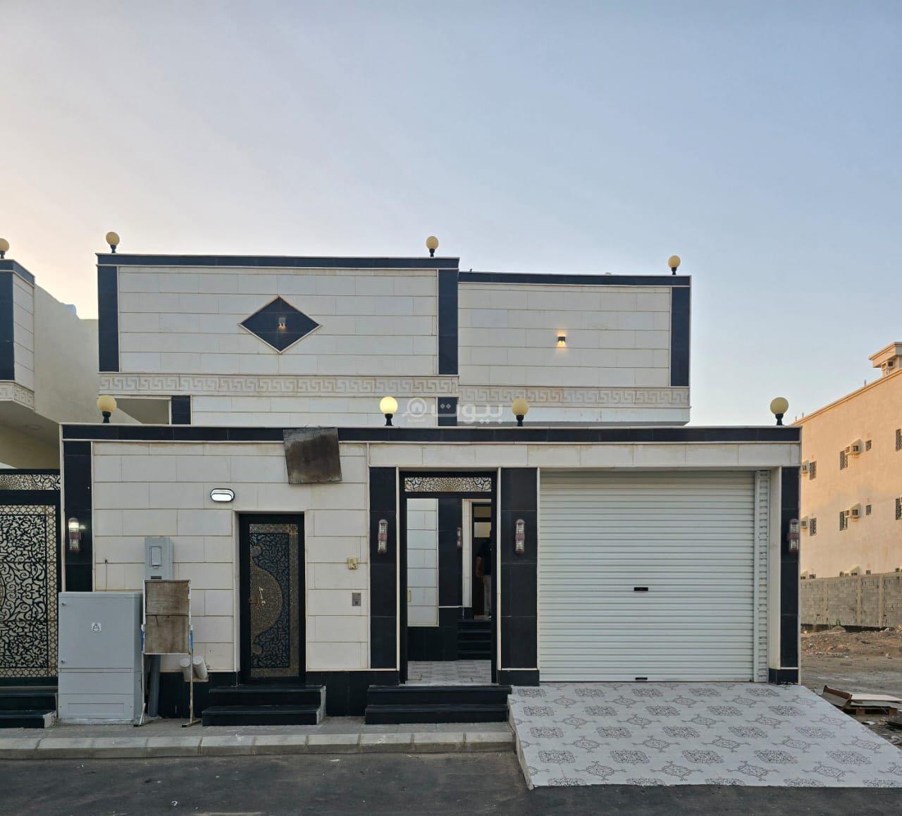 فيلا 4 غرف في الرياض