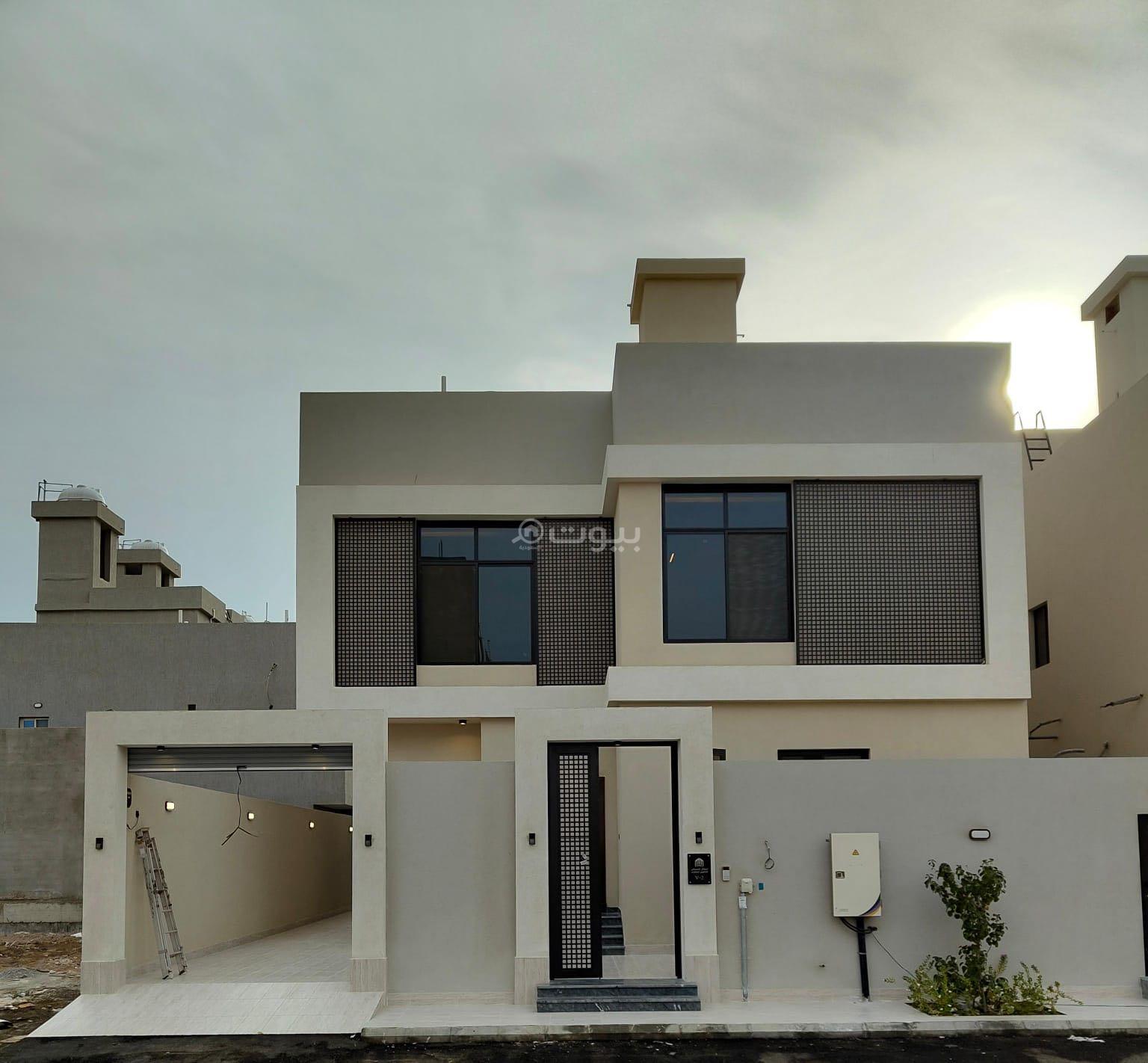 فيلا 8 غرف في الرحمانية