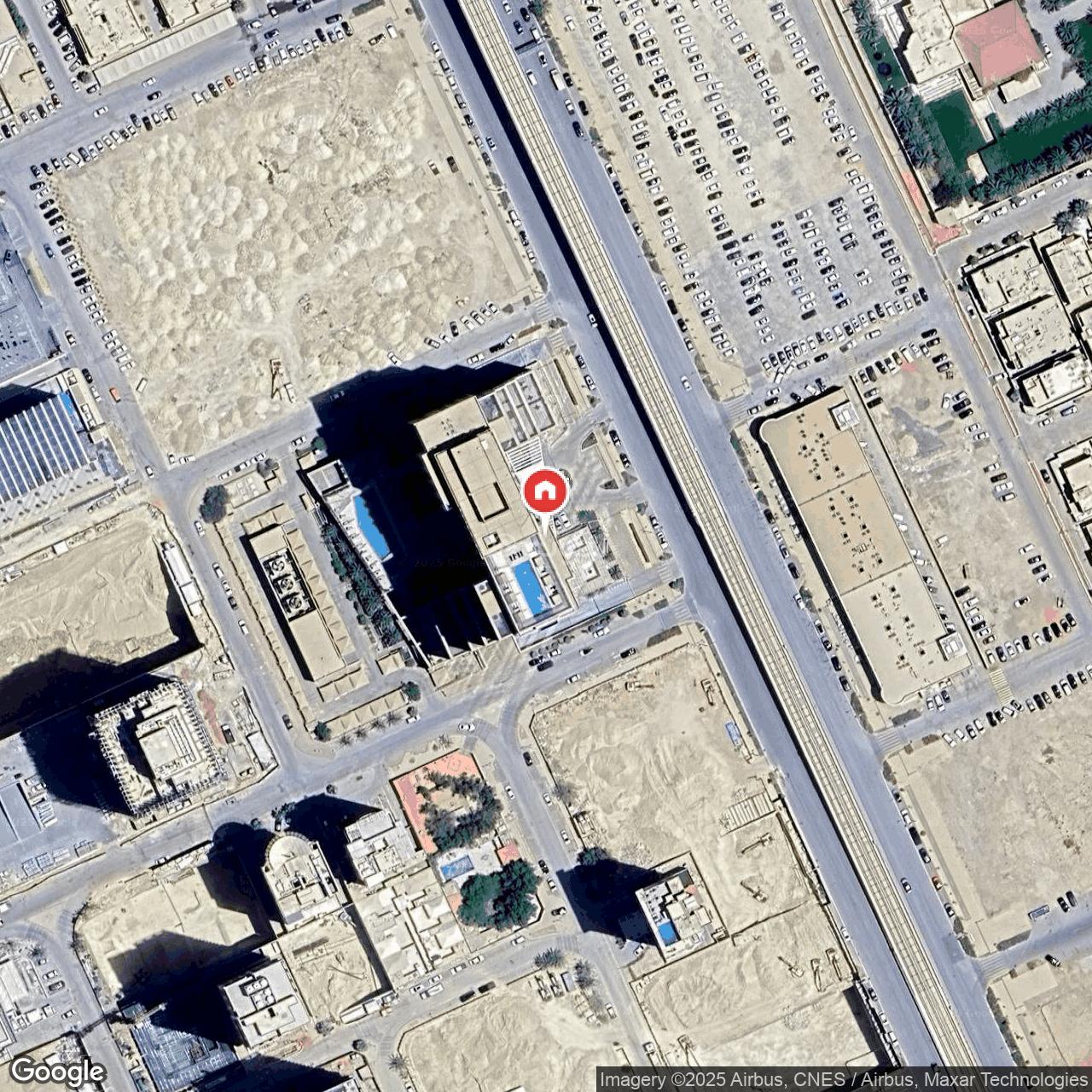 شقة  في الصحافة