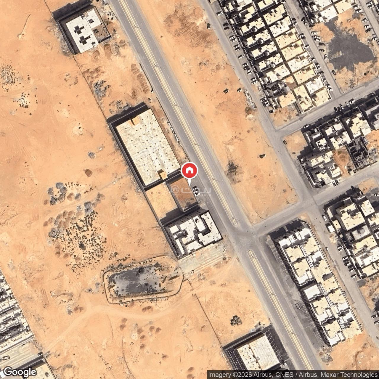 محل 1547 م² في الرمال