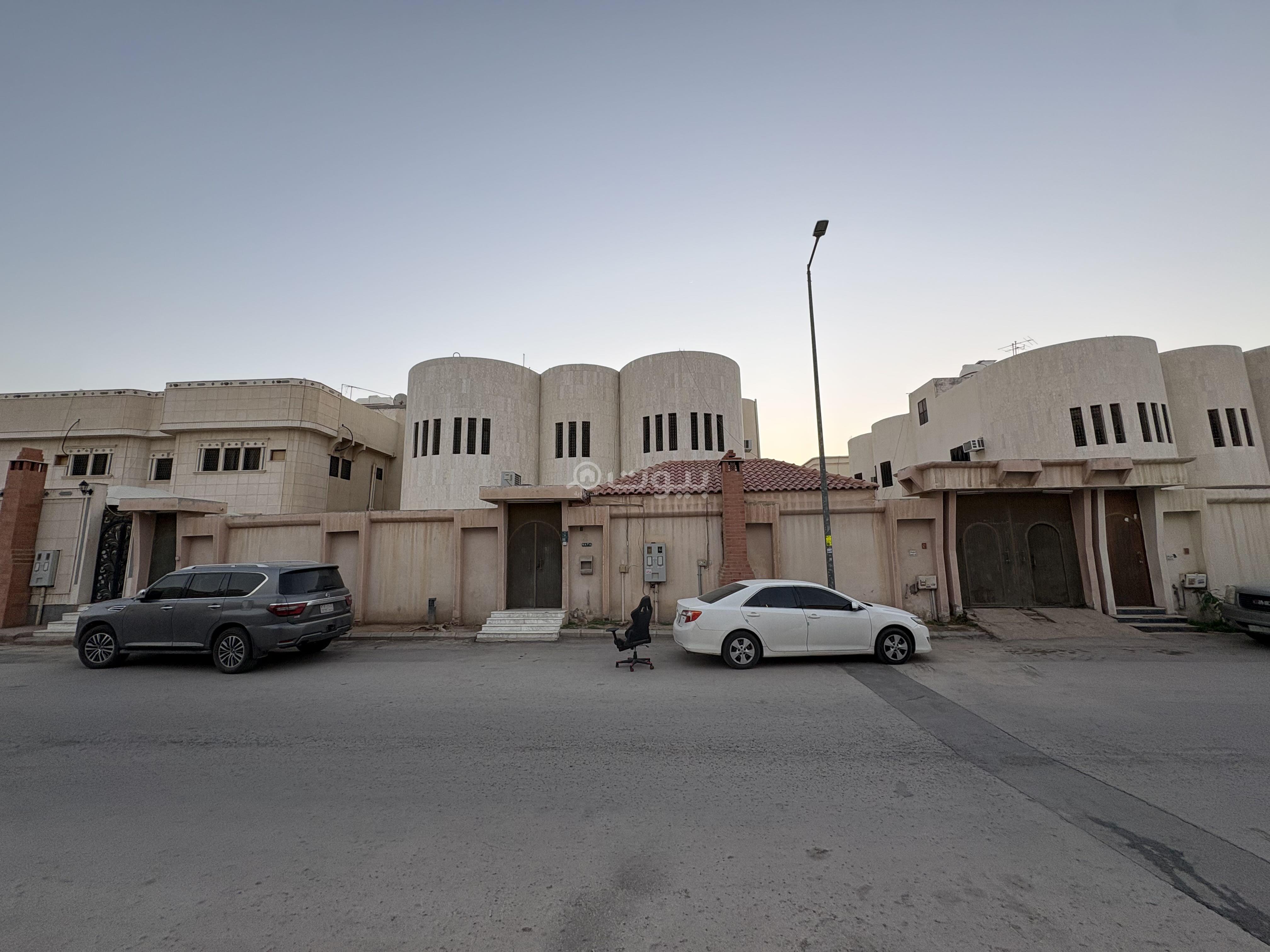 فيلا 10 غرف في الخليج