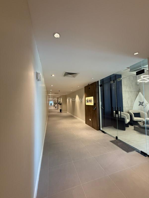 مكتب 488 م² في الياسمين