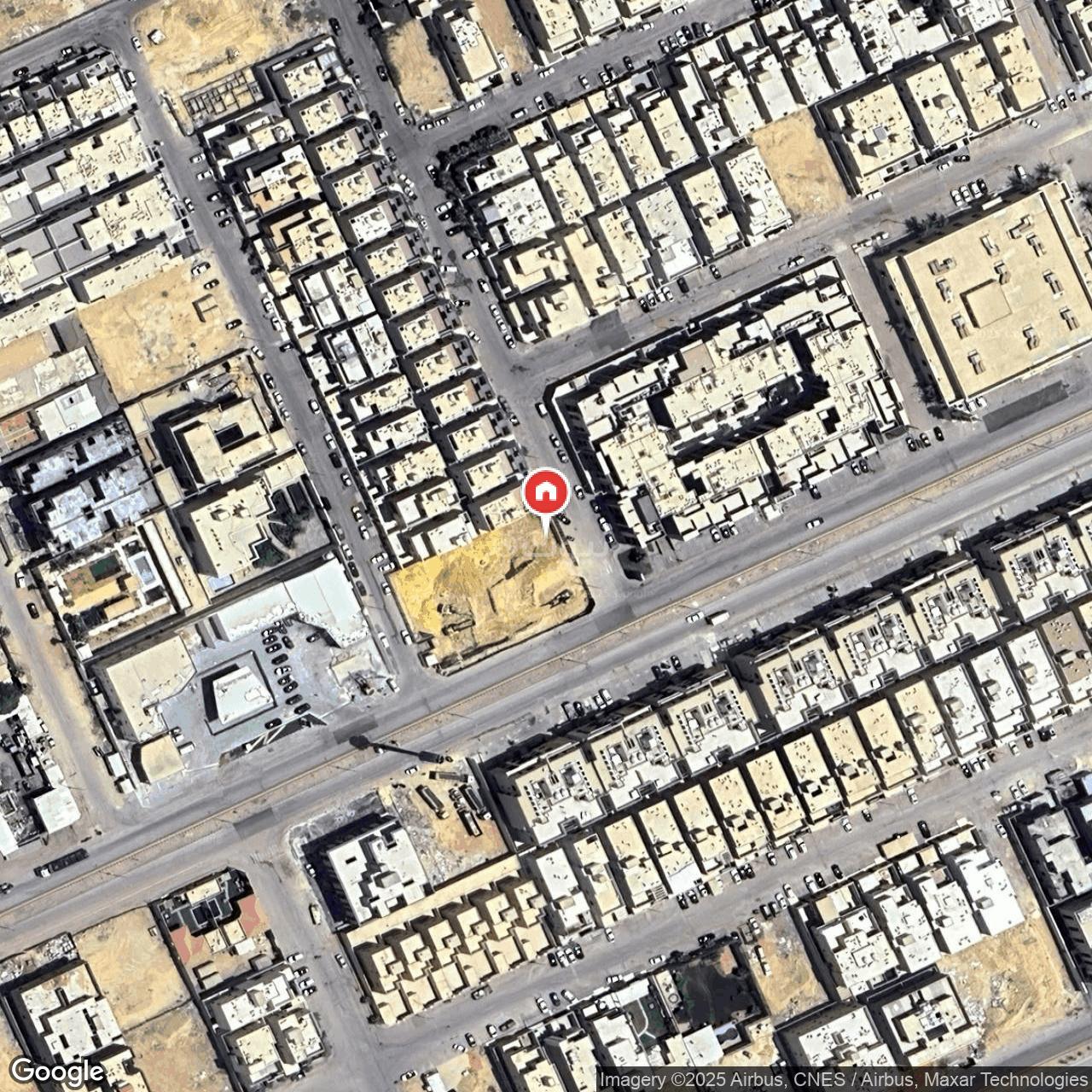 شقة 4 غرف في العارض