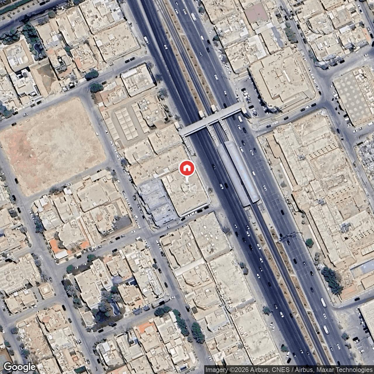 مكتب 1480 م² في الورود