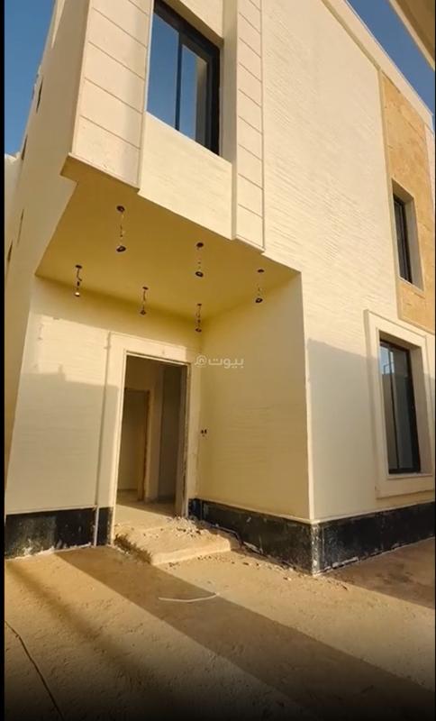 فيلا 6 غرف في عكاظ