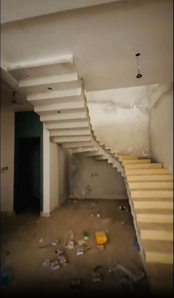 فيلا 5 غرف في عكاظ