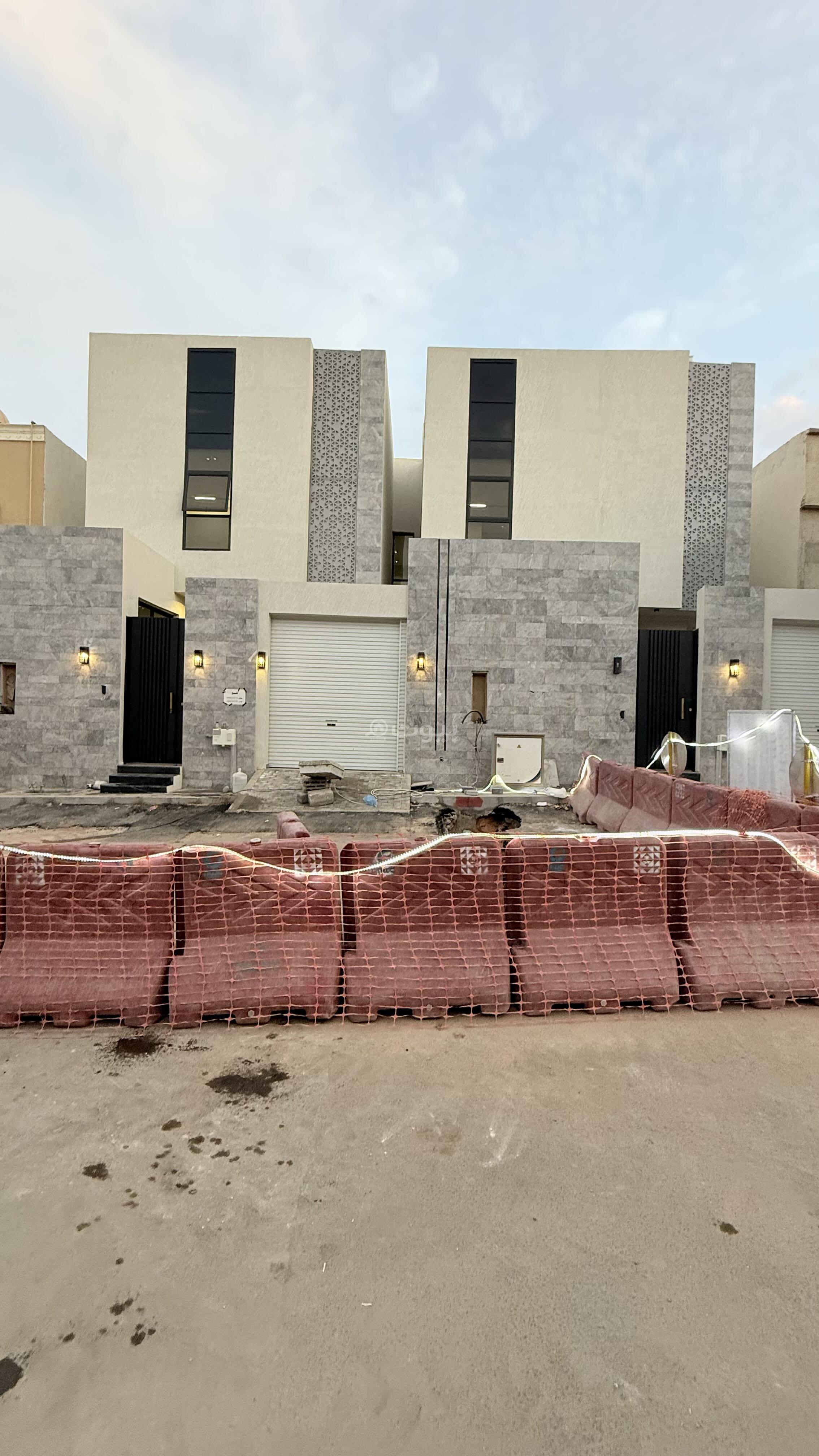 5 bedroom villa in Al Uraija Al Wusta